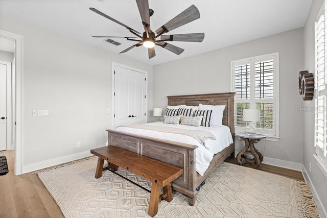 527 W BLUE WATER EDGE DRIVE, Eustis, FL 32736