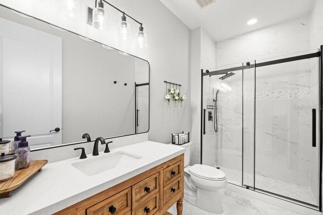 527 W BLUE WATER EDGE DRIVE, Eustis, FL 32736