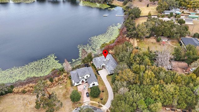 527 W BLUE WATER EDGE DRIVE, Eustis, FL 32736