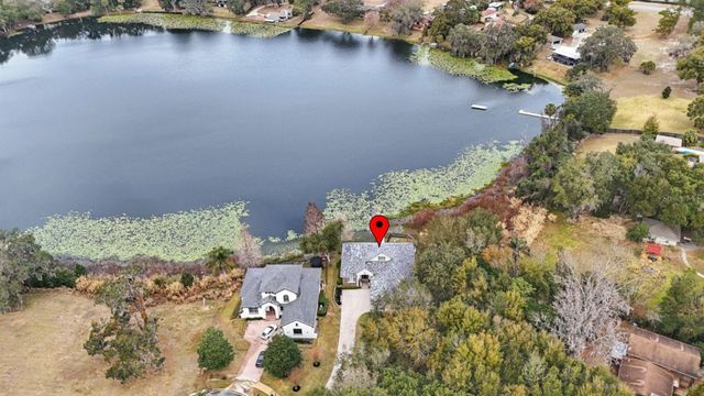 527 W BLUE WATER EDGE DRIVE, Eustis, FL 32736