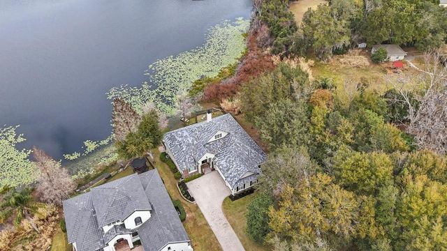 527 W BLUE WATER EDGE DRIVE, Eustis, FL 32736