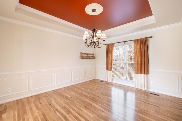 121 Buckhaven Dr, Hendersonville, TN 37075