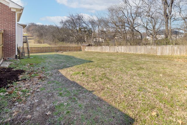 121 Buckhaven Dr, Hendersonville, TN 37075