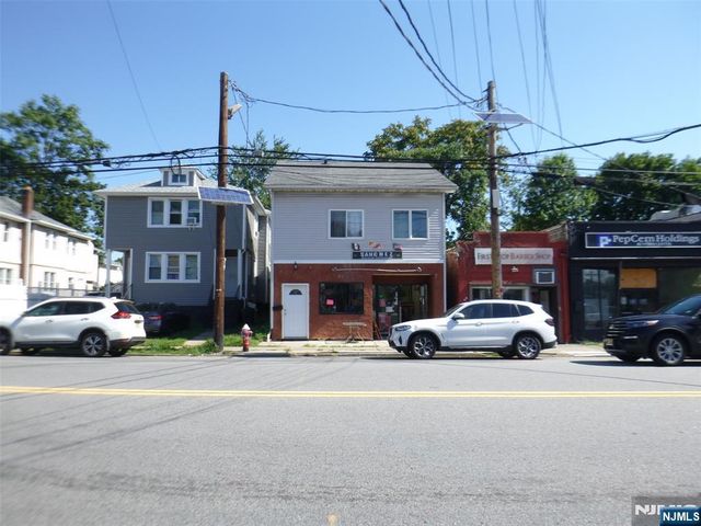 267 Degraw Avenue, Teaneck, NJ 07666