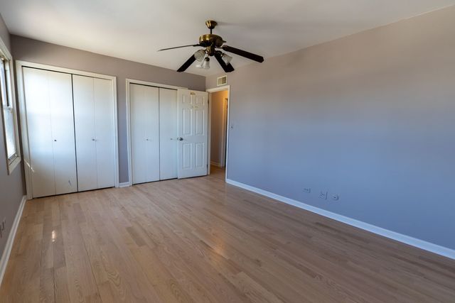 4345 Mumford Drive, Hoffman Estates, IL 60192