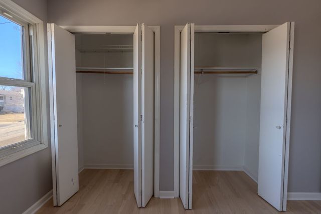 4345 Mumford Drive, Hoffman Estates, IL 60192