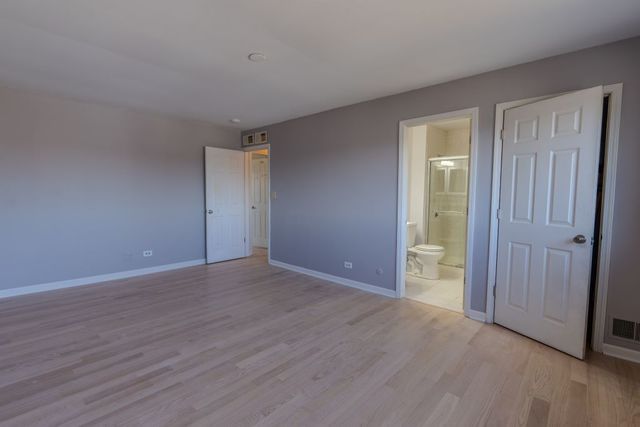 4345 Mumford Drive, Hoffman Estates, IL 60192