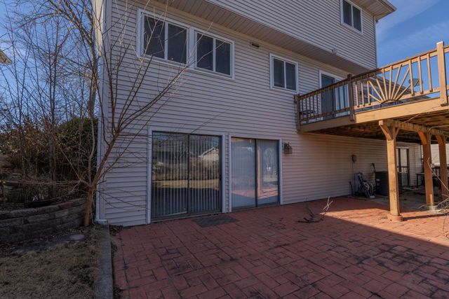 4345 Mumford Drive, Hoffman Estates, IL 60192