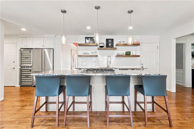12603 Pawnee Lane, Leawood, KS 66209