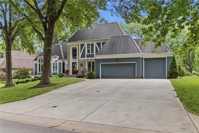12603 Pawnee Lane, Leawood, KS 66209