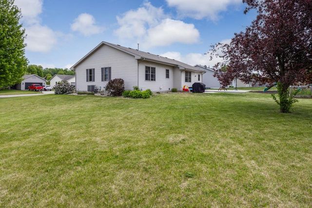 3762 Canvasback Drive, Janesville, WI 53546
