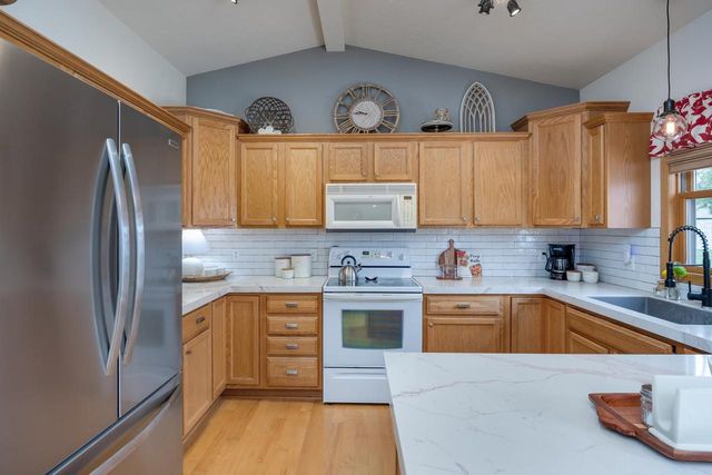 3762 Canvasback Drive, Janesville, WI 53546