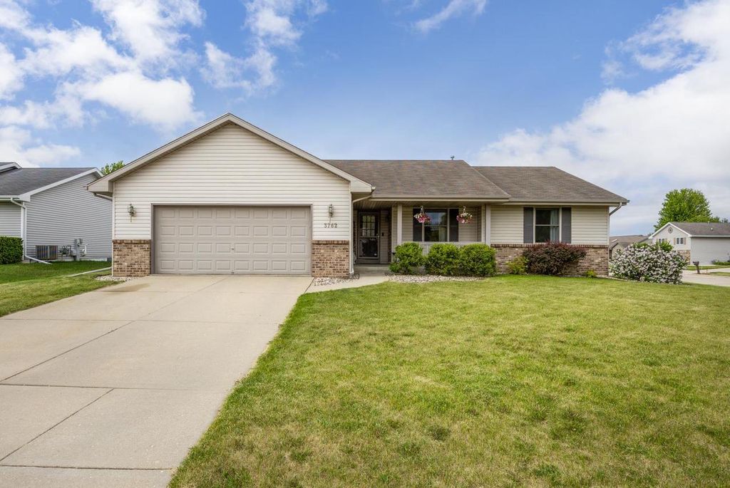 3762 Canvasback Drive, Janesville, WI 53546