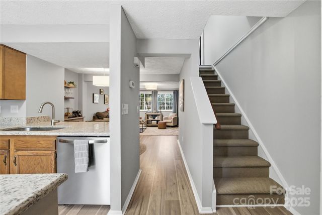 1235 Scaleybark Road C, Charlotte, NC 28209