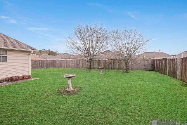 26184 Glenbrooke Dr, Denham Springs, LA 70726