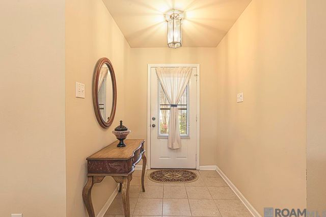 26184 Glenbrooke Dr, Denham Springs, LA 70726