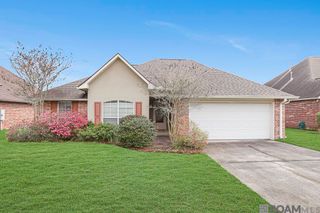 26184 Glenbrooke Dr, Denham Springs, LA 70726