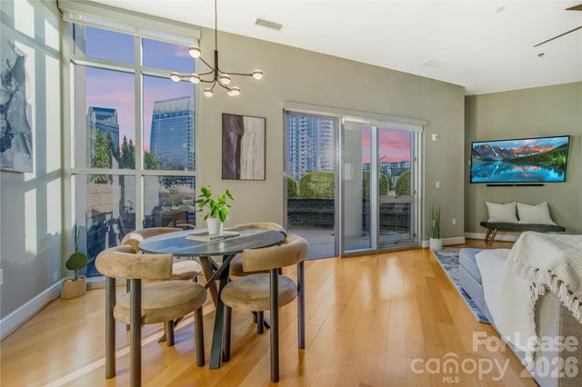 333 W Trade Street W 708, Charlotte, NC 28202