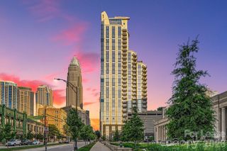 333 W Trade Street W 708, Charlotte, NC 28202
