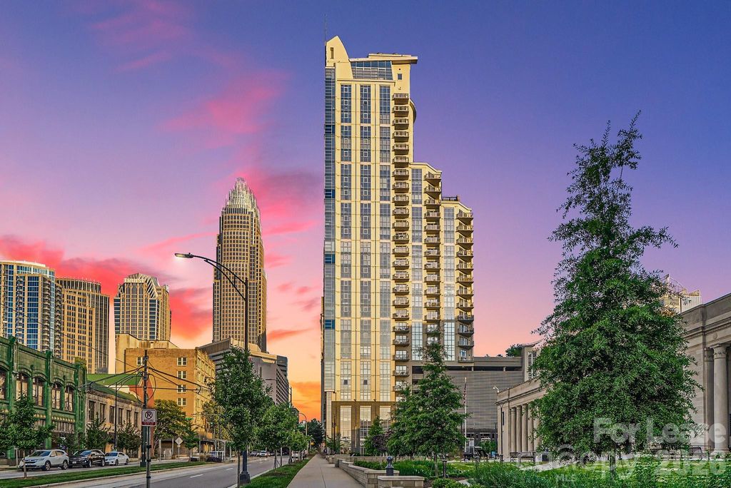 333 W Trade Street W 708, Charlotte, NC 28202