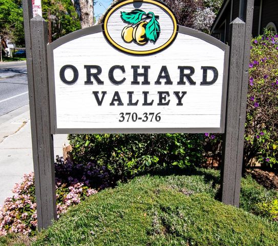 374 Union Avenue D, Campbell, CA 95008