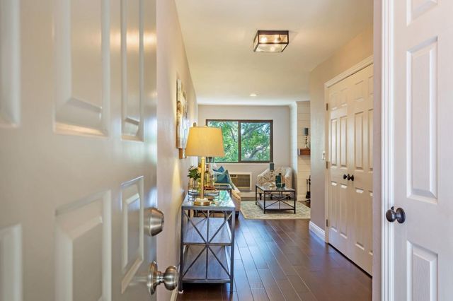 374 Union Avenue D, Campbell, CA 95008