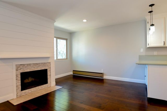 374 Union Avenue D, Campbell, CA 95008