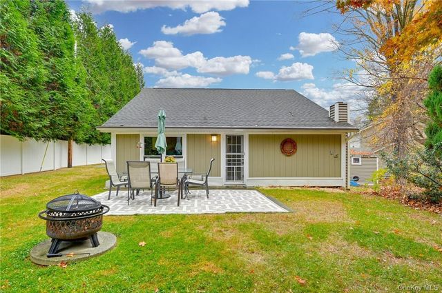 24 Baldwin Lane, Mahopac, NY 10541
