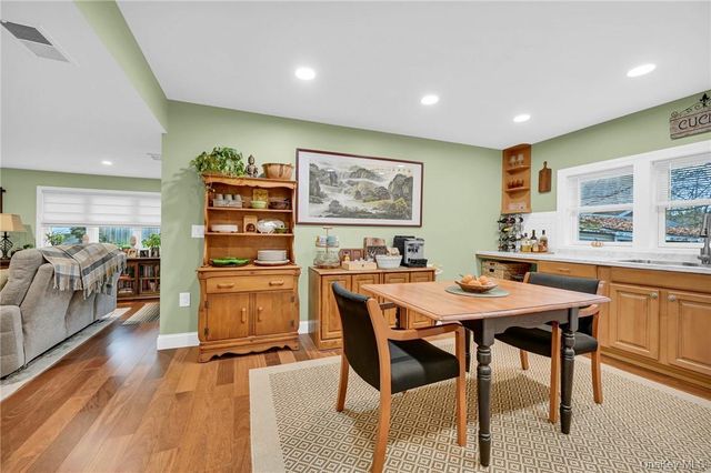 24 Baldwin Lane, Mahopac, NY 10541