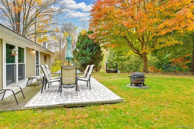 24 Baldwin Lane, Mahopac, NY 10541