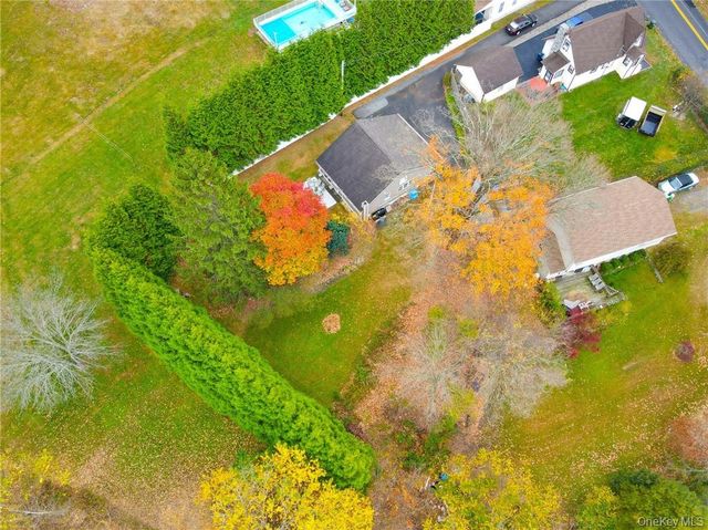 24 Baldwin Lane, Mahopac, NY 10541