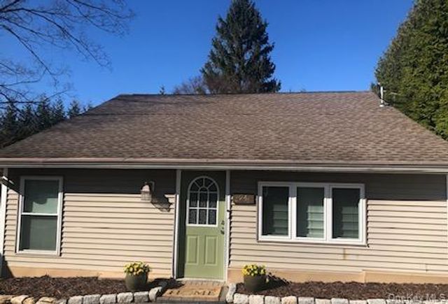 24 Baldwin Lane, Mahopac, NY 10541