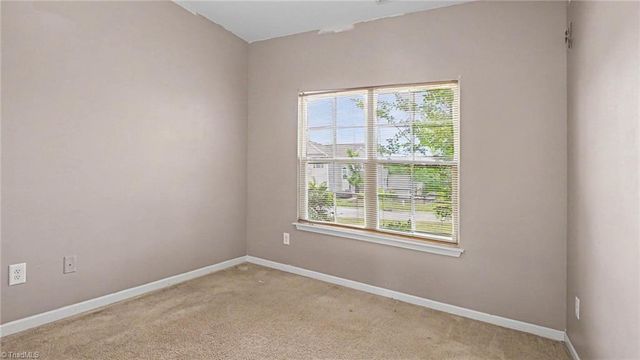 634 Meadowtop Circle, Burlington, NC 27217