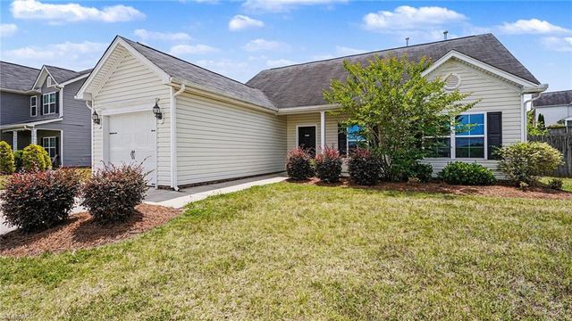 634 Meadowtop Circle, Burlington, NC 27217