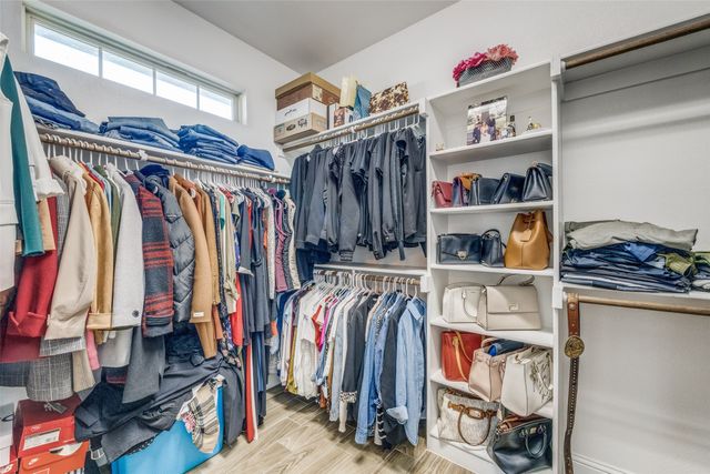 2325 Brookdale Drive, Arlington, TX 76014
