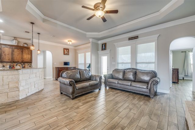 2325 Brookdale Drive, Arlington, TX 76014