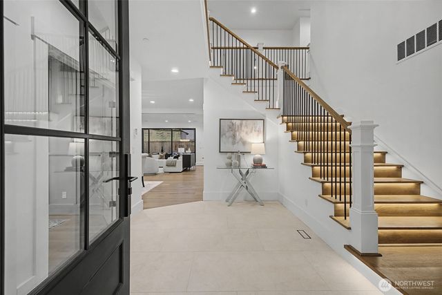 14515 SE 20th Place, Bellevue, WA 98007