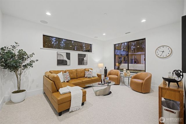 14515 SE 20th Place, Bellevue, WA 98007