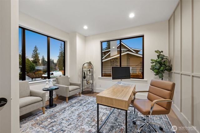 14515 SE 20th Place, Bellevue, WA 98007