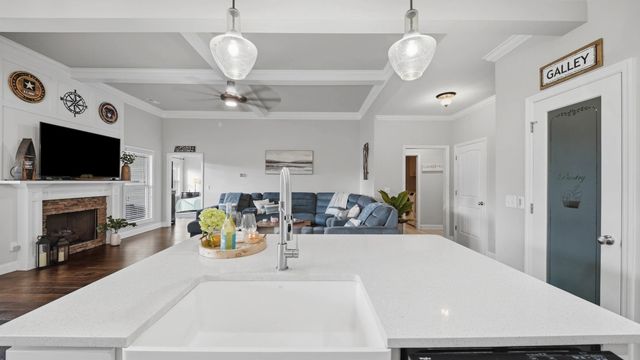 7900 Frostwood Lane, Ooltewah, TN 37363