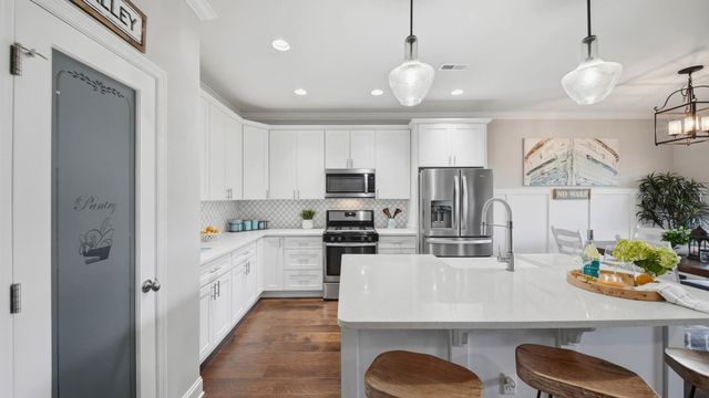 7900 Frostwood Lane, Ooltewah, TN 37363