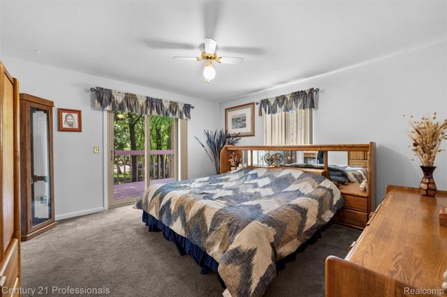 5135 Virgie Lane, West Bloomfield Charter Township, MI 48324
