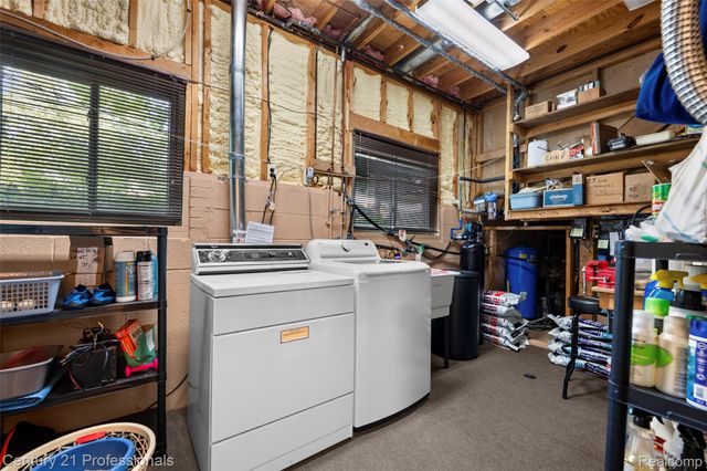 5135 Virgie Lane, West Bloomfield Charter Township, MI 48324