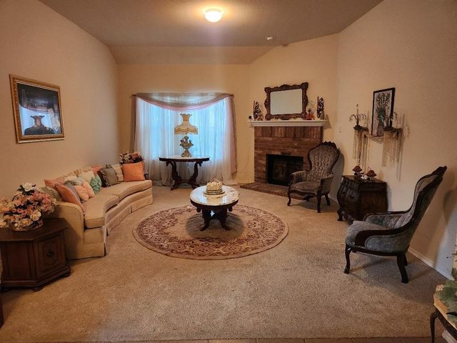 2952 Gospel Drive, Dallas, TX 75237