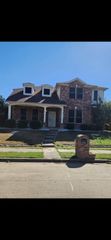 2952 Gospel Drive, Dallas, TX 75237