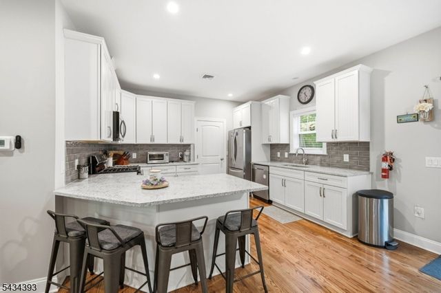 461 Westbrook Rd, Ringwood Boro, NJ 07456