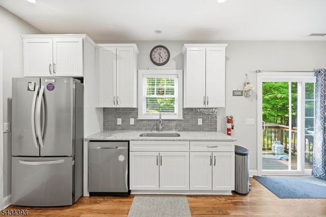 461 Westbrook Rd, Ringwood Boro, NJ 07456