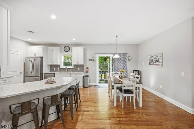 461 Westbrook Rd, Ringwood Boro, NJ 07456