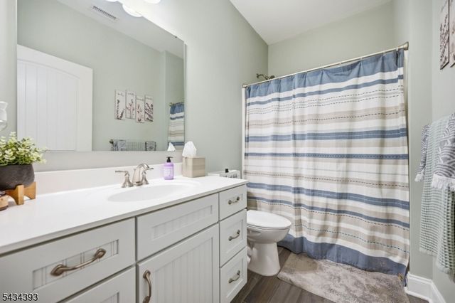 461 Westbrook Rd, Ringwood Boro, NJ 07456