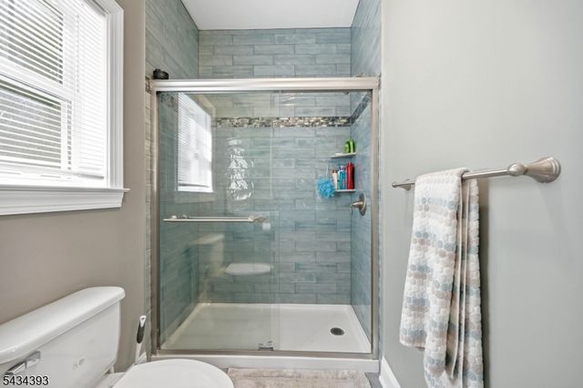 461 Westbrook Rd, Ringwood Boro, NJ 07456